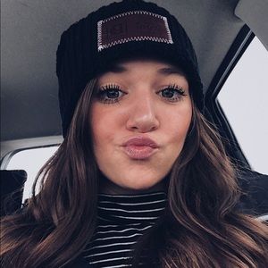 Meet your Posher, Maddy